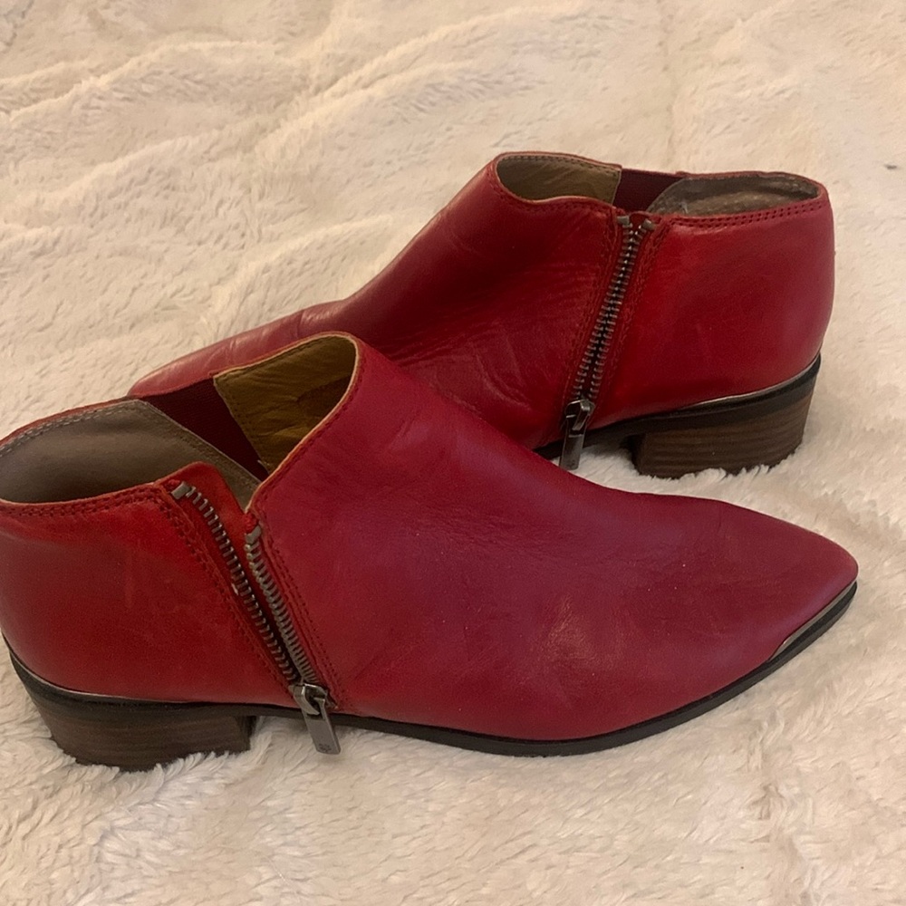 Lucky Brand Women’s, 8, Pointed Toe Red Leather Ankle Boots